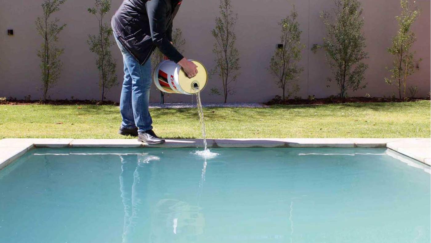 Cemcrete Pool Sealer. Liquid sealer for treating leaking pools
